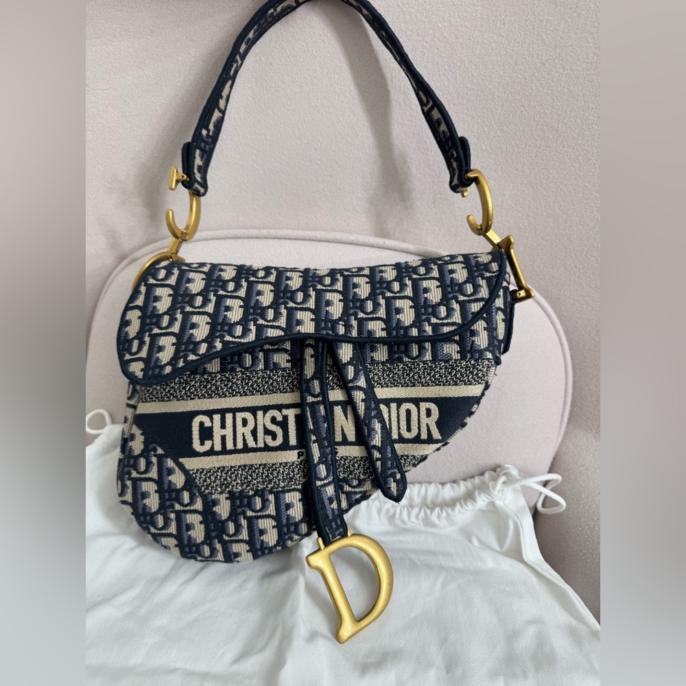 Dior Saddle Bag in Blue Oblique Embroidery